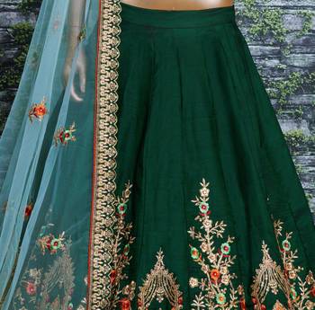 Dark-green embroidered Silk Semi Stitched Lehenga 3