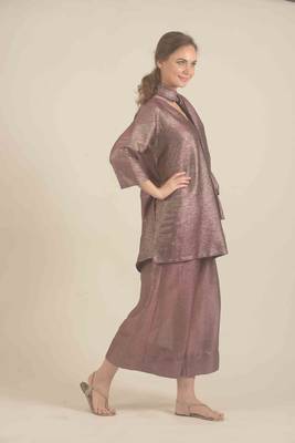 Wine hand woven linen kurta with pant set 2