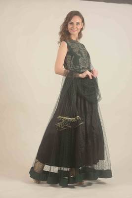  Anarkali dress with detailing of zari work with ruffle duppatta 3