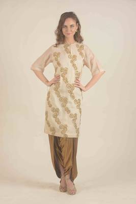  Gold hand woven kurta set with dhoti 2