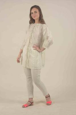  White  kurta with lace and bead detail work  with straight pants 2