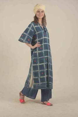  Blue check half sleeve kurta with flair pants 4