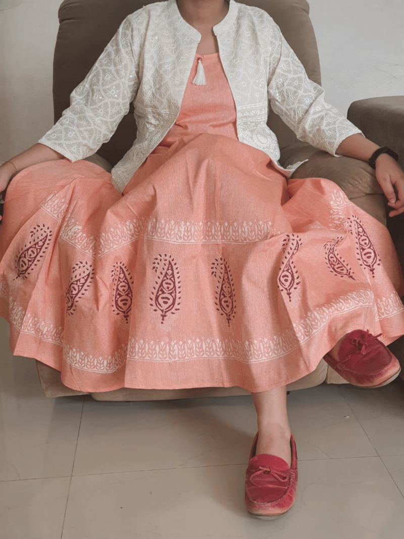 Peach Colored Cotton Sleeveless Kurta 
