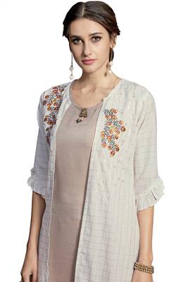 White embroidered crepe ethnic-kurtis 3
