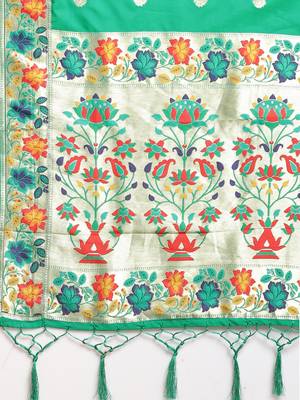 Green woven semi silk saree  with blouse 5