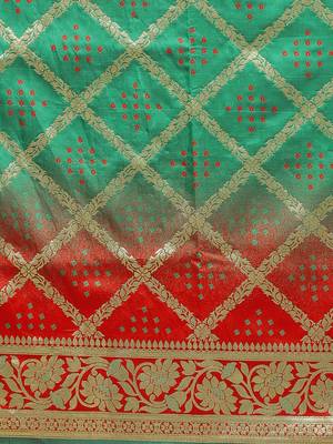 Green woven semi silk saree  with blouse 4