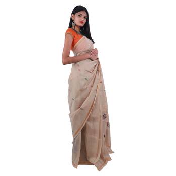 Beige hand woven andhra pradesh handloom saree with blouse 2