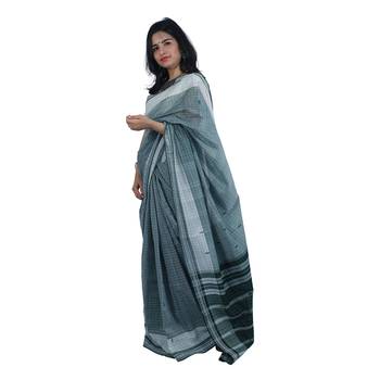 Dark green hand woven andhra pradesh handloom saree  1