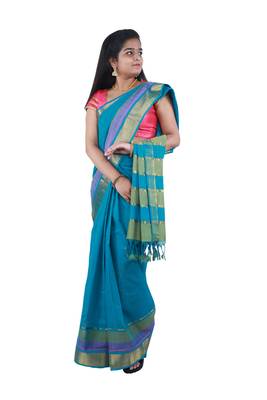 Light green hand woven andhra pradesh handloom saree with blouse 1