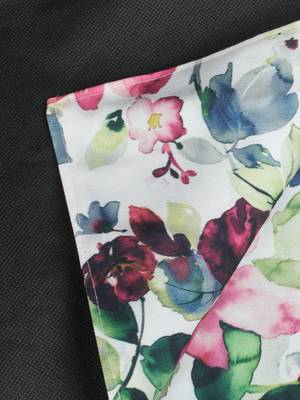 Table Runner 2