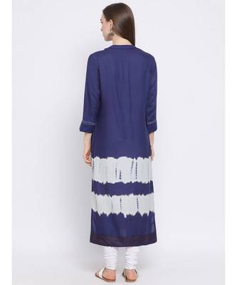 Women Blue Rayon Printed Straight Kurta 4