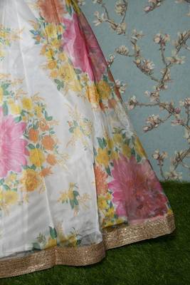 Off-white embroidered organza semi stitched lehenga 4