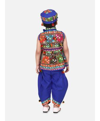 blue Sleeveless Mirror work kedia dhoti set 4