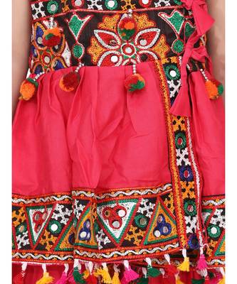 pink Embroidered Sleeveless Kedia Dhoti set 2