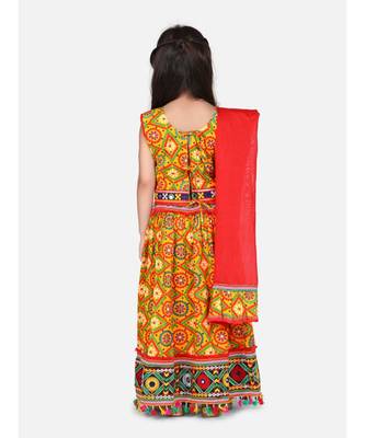 Bandhani Chaniya Choli With Frill Dupatta 4