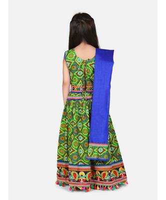 Bandhani Chaniya Choli With Frill Dupatta 4