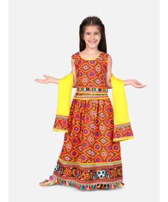 Bandhani Chaniya Choli With Frill Dupatta 3