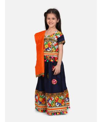 Mirror Embroidery Chaniya Choli 3