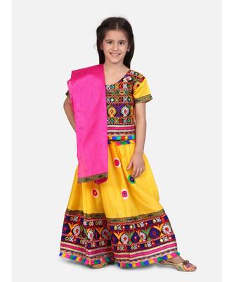 Mirror Embroidery Chaniya Choli 1