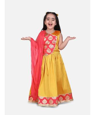 Round Panel Foil Print Lehenga 3