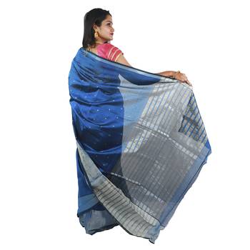 Dark turquoise hand woven andhra pradesh handloom saree with blouse 3