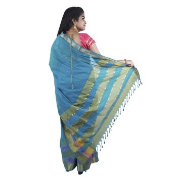 Light green hand woven andhra pradesh handloom saree with blouse 3