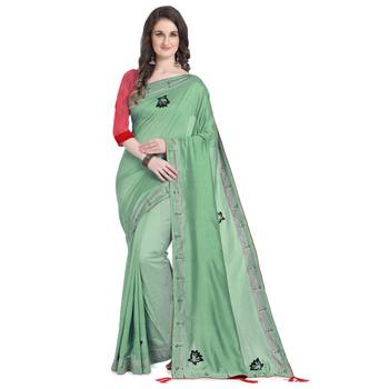 Green hand woven georgette saree with blouse 1