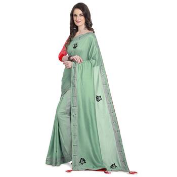 Green hand woven georgette saree with blouse 2