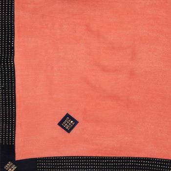 Peach hand woven georgette saree with blouse 4