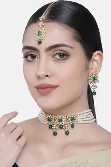 Traditional Pearl & Kundan Choker Necklace Set with Maang Tikka for Women (ML224WG)