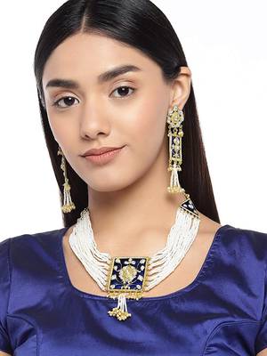 Traditional Padmavati Pearl & Kundan Necklace with Earrings For Women  2