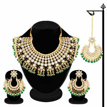 I Jewels Traditional Gold Plated Kundan Pearl Wedding Choker Jewellery Set Earrings & Maang Tikka for Women (K7077G) 2