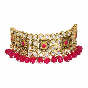 Traditional Gold Plated Kundan & Beads Choker Necklace Jewellery Set for Women  2