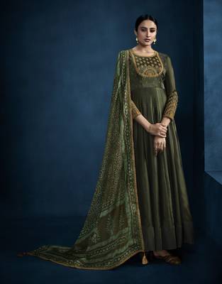 Green embroidered satin salwar 1