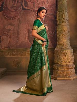 Green woven banarasi silk saree with blouse 3