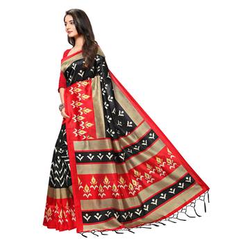 Black printed art silk saree with blouse 2
