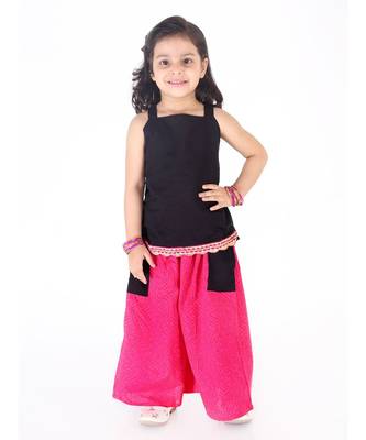 Black Strappy Top With Pocket Palazzo And Face Mask 1