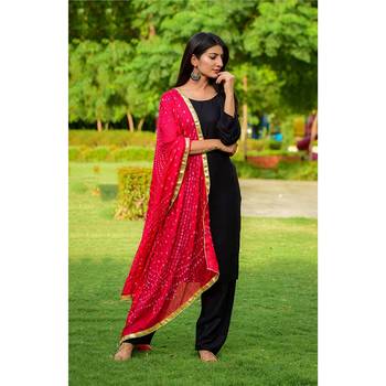 Women's rayon Solid Black printed kurti with Black Pant & Bandani print red duptta with lace border 3