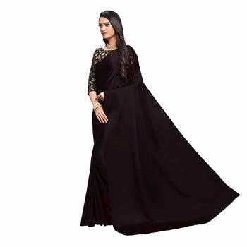 Black plain fancy fabric saree with blouse 3