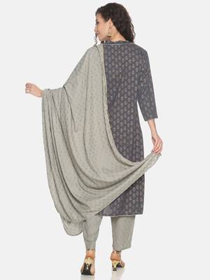 Grey printed rayon Long Kurta -With-Trousers &Dupatta 4