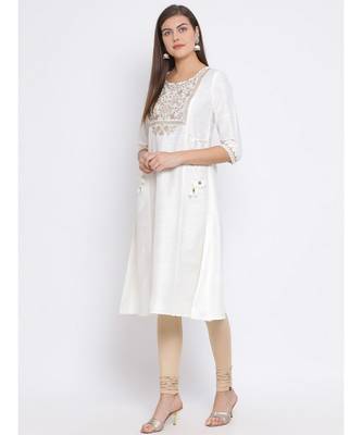 White Embroidered Cotton kurti 2