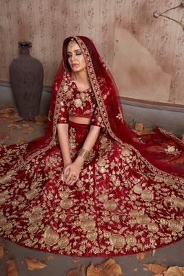 Maroon embroidered velvet semi stitched lehenga 4