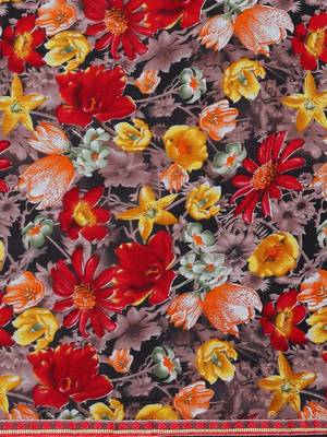Multicolor printed chiffon saree with blouse 3