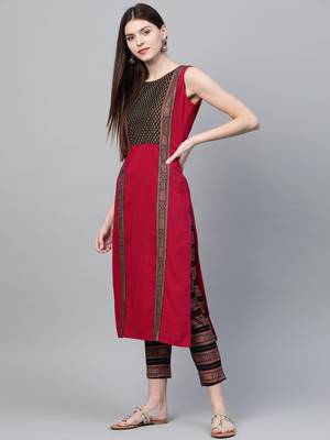 Pink printed crepe kurtas-and-kurtis 4