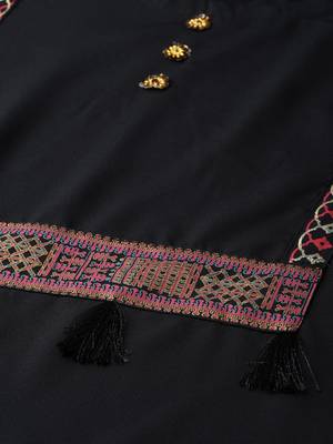 Black printed crepe kurtas-and-kurtis 5