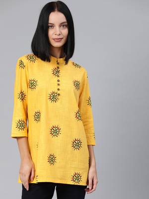 Yellow printed cotton tunics 1