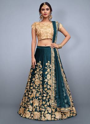 Green embroidered velvet semi stitched lehenga 1