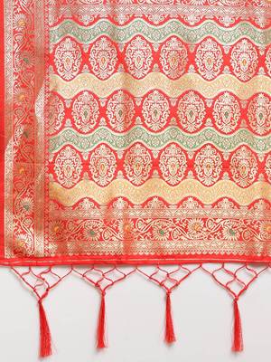 Red woven semi silk saree  with blouse 4