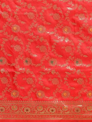 Red woven semi silk saree  with blouse 3