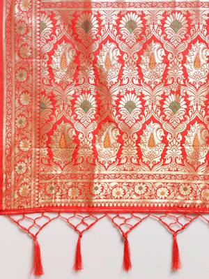 Red woven semi silk saree  with blouse 4